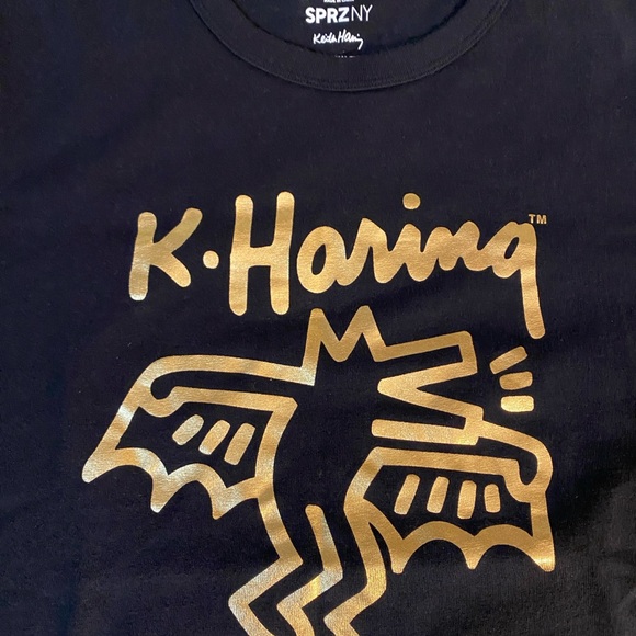 Keith Haring Barking Dog MOMA Edition T Shirt - Picture 2 of 6